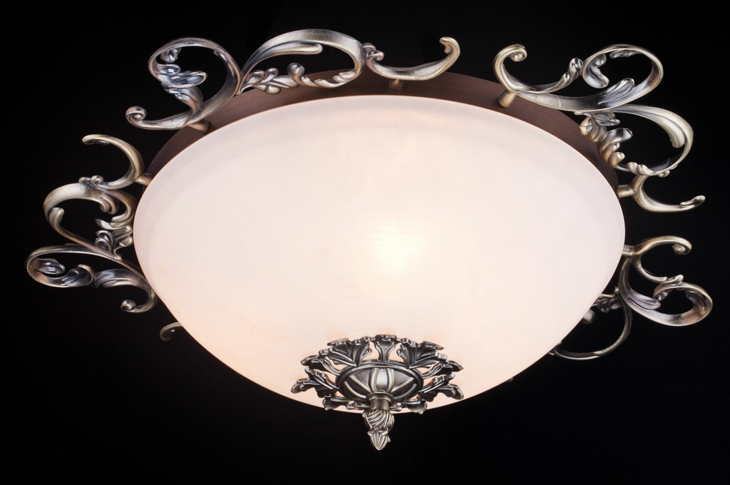 Потолочный светильник Maytoni C900-CL-03-R